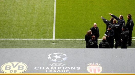 Borussia Dortmund-Monaco: sicurezza al lavoro dopo le esplosioni