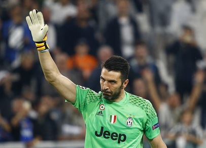 Buffon avvisa la Juventus: «Umili al Camp Nou, penso a Milan-Liverpool...»