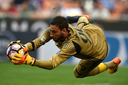 Donnarumma, ora la priorità è la sua firma