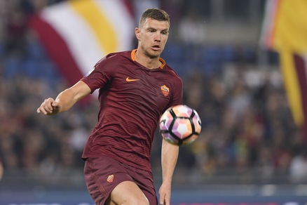 Serie A Roma, c'è Dzeko nei convocati per il Chievo