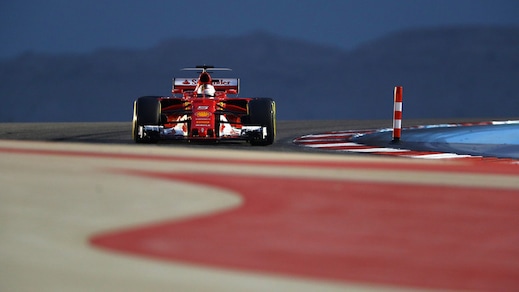 F1 Bahrain: Mercedes in prima fila, Vettel carico