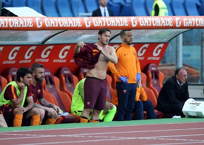 Roma, Totti non merita di chiudere così