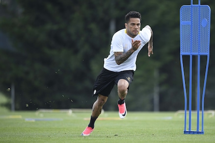 Calciomercato, dalla Francia: «Dani Alves al Psg»