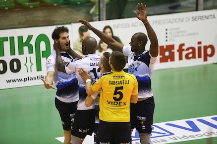 Volley: A2 Maschile, Play Out, Grottazzolina vince anche Gara 3 ed è salvezza