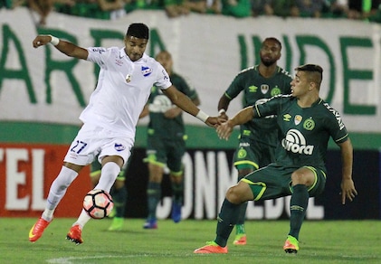 Coppa Libertadores: la Chapecoense pareggia, ottavi sempre più lontani