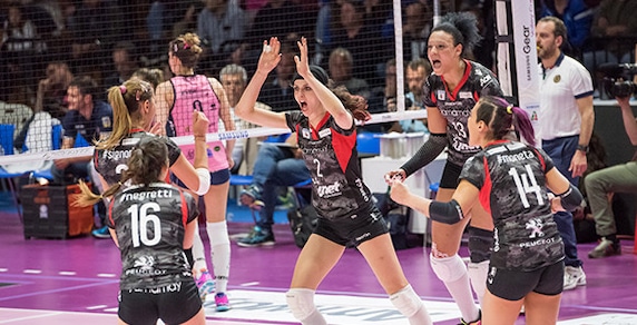 Volley: A1 Femminile, impresa Busto batte la Pomì e conquista Gara 3