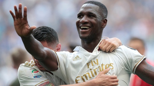 Serie A Milan, Zapata: «La maglia del derby? L'ho regalata al presidente Li»