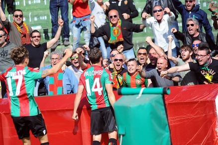 Serie B: Ternana-Frosinone 2-0, le immagini dello show di Palombi
