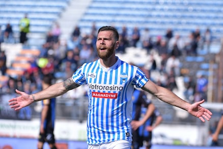 Serie B: Latina-Spal 1-2, impresa in dieci della capolista