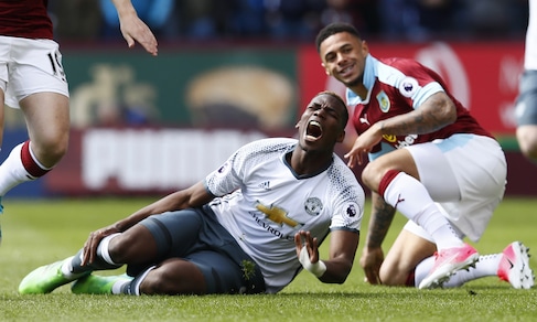 Premier League: United corsaro a Burnley ma Pogba va ko, cade il Liverpool