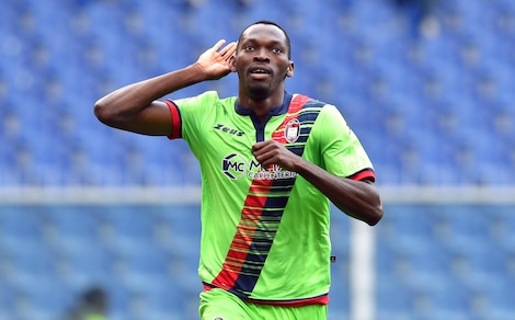 Sampdoria-Crotone 1-2: gol Falcinelli e Simy, tre punti vitali