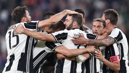 Juventus-Genoa 4-0, che poker allo Stadium!