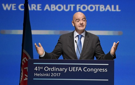 Fifa: Infantino annuncia l'utilizzo della Var ai Mondiali 2018