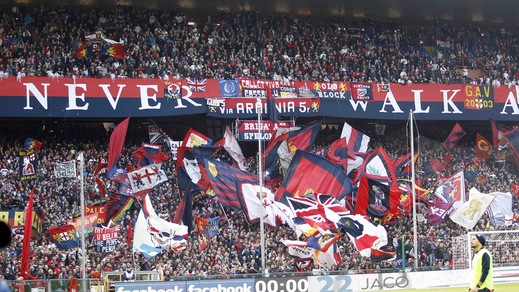 Serie A Genoa, i tifosi della Gradinata Nord: «Non siamo mafiosi»