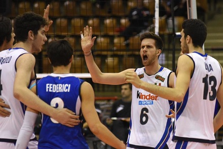 Volley: Europei Under 19, l'Italia vince ancora al tie break e vola in finale