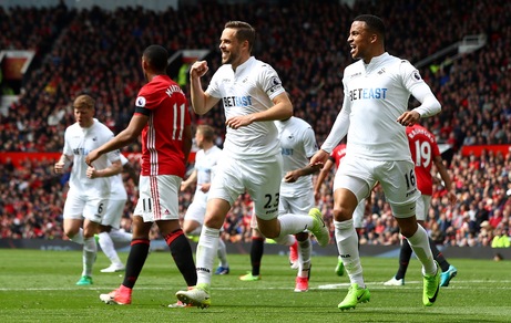 Manchester United-Swansea 1-1, passo falso per la Champions