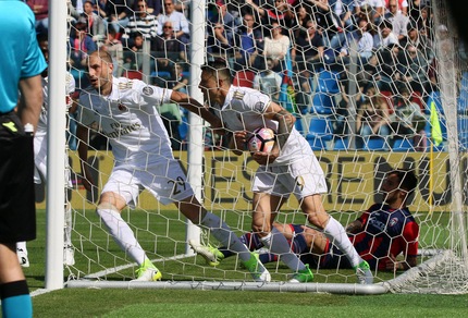 Serie A: il Milan non passa a Crotone, la Fiorentina cade a Palermo