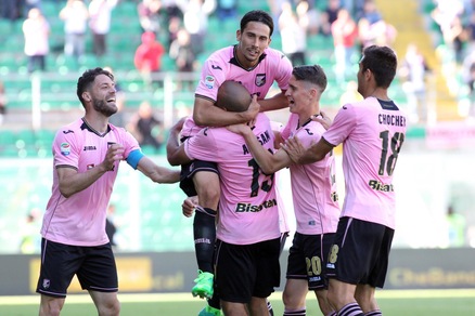 Palermo-Fiorentina 2-0: il Barbera torna a festeggiare