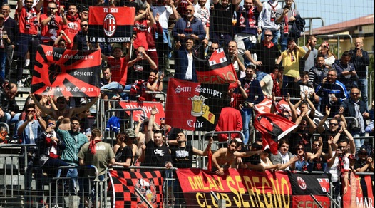 Polizia evita scontri tra tifosi di Milan e Napoli