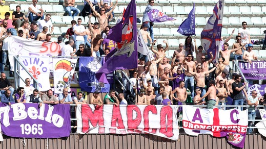 Serie A Fiorentina, la protesta continua: «Correte o verrete bastonati»
