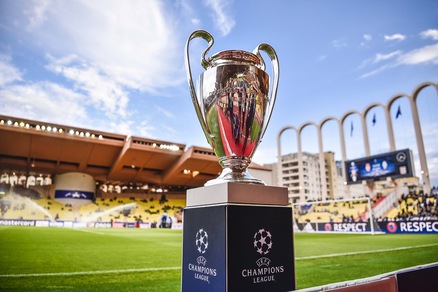Champions League, Juventus e Monaco si riscaldano a due passi dalla Coppa