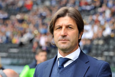 Serie A Cagliari, Rastelli: «Napoli forte. Il Cagliari non è sazio»