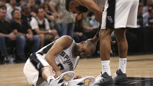 NBA, Tony Parker operato al tendine del quadricipite: stagione finita