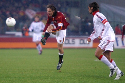 Maldini: «Totti? Io non avrei mai accettato la panchina»