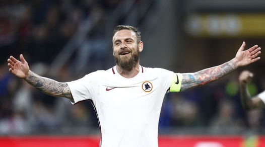 De Rossi: «I manichini? Mai avuto paura a Roma»