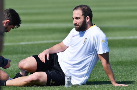 Higuain perde l'arbitrato contro il Napoli: documenti non presentati in tempo