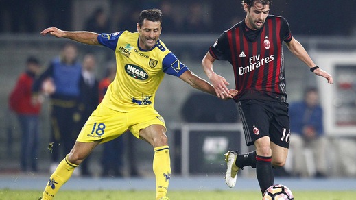 Serie A Milan, sorride Montella: Poli torna in gruppo