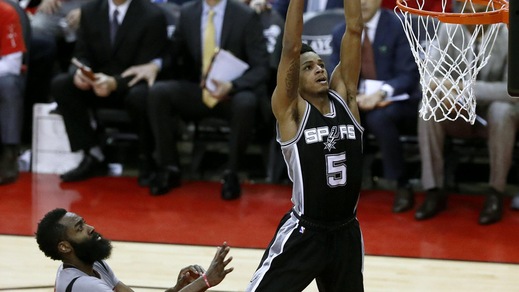 Aldridge travolge Houston, ora Spurs-Warriors