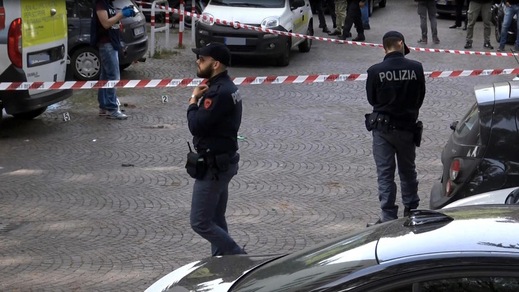 Roma, due esplosioni davanti ad un ufficio postale