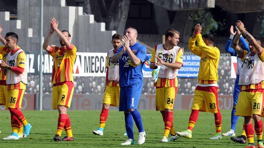 Serie B: Benevento-Frosinone, sette su dieci giocano il «2»