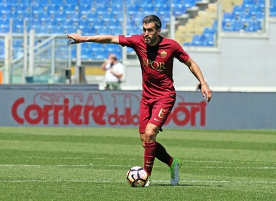 Roma, Strootman giura amore eterno: «Il mio obiettivo era restare»