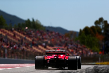 F1: Mercedes davanti a tutti al Montmelò, le immagini