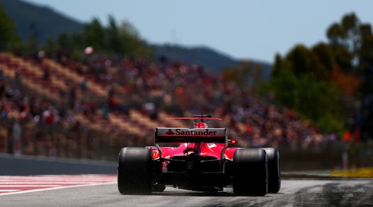 F1: Mercedes davanti a tutti al Montmelò, le immagini