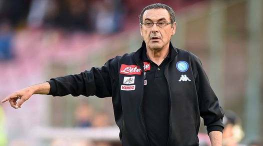 Sarri: «Contratto? Mi voglio arricchire. Roma-Juve, potrei tifare per Higuain»