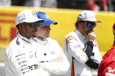 F1 Spagna, Hamilton: «Grazie a tutti, tifosi fantastici»