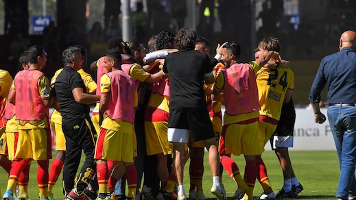 Benevento-Frosinone 2-1: ci pensa Ceravolo al 93'
