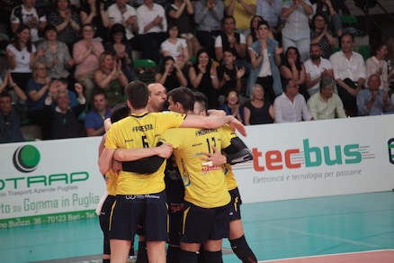 Volley: A2 Maschile, Castellana Grotte festeggia la promozione in Superlega