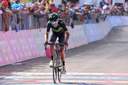 Quintana: «Nibali? Con alcuni c'è simpatia, con altri meno»