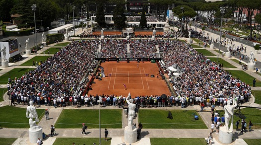 Internazionali d'Italia: Vinci eliminata, ma il Foro è uno spettacolo