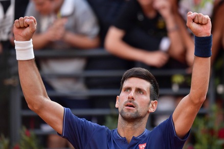 Internazionali d'Italia, esordio ok per Djokovic. Vinci saluta