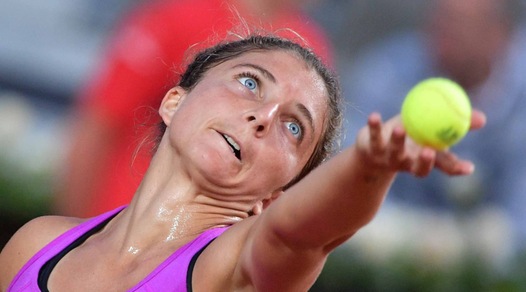 Internazionali d'Italia: Errani e Trevisan superano primo turno