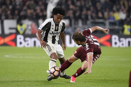 Cuadrado: «Triplete Juventus? Prima pensiamo a battere il Crotone»