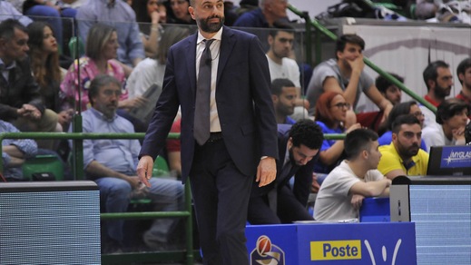 Basket Serie A, Maurizio Buscaglia rinnova con Trento