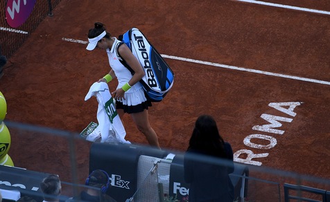 Internazionali d'Italia: Muguruza si ritira, finale Svitolina-Halep