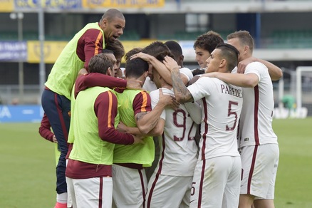 Serie A, Chievo Verona-Roma 3-5: doppiette El Shaarawy e Salah