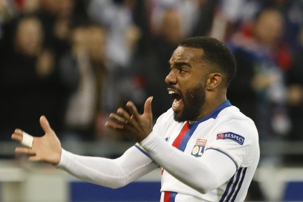 Calciomercato, il Lione: «Lacazette ha un accordo con l'Atletico»